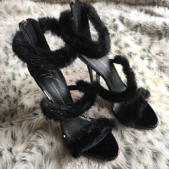 Giuseppe Zanotti - Coline Iamina Fur US 7.5 | 37.5 (NIB)